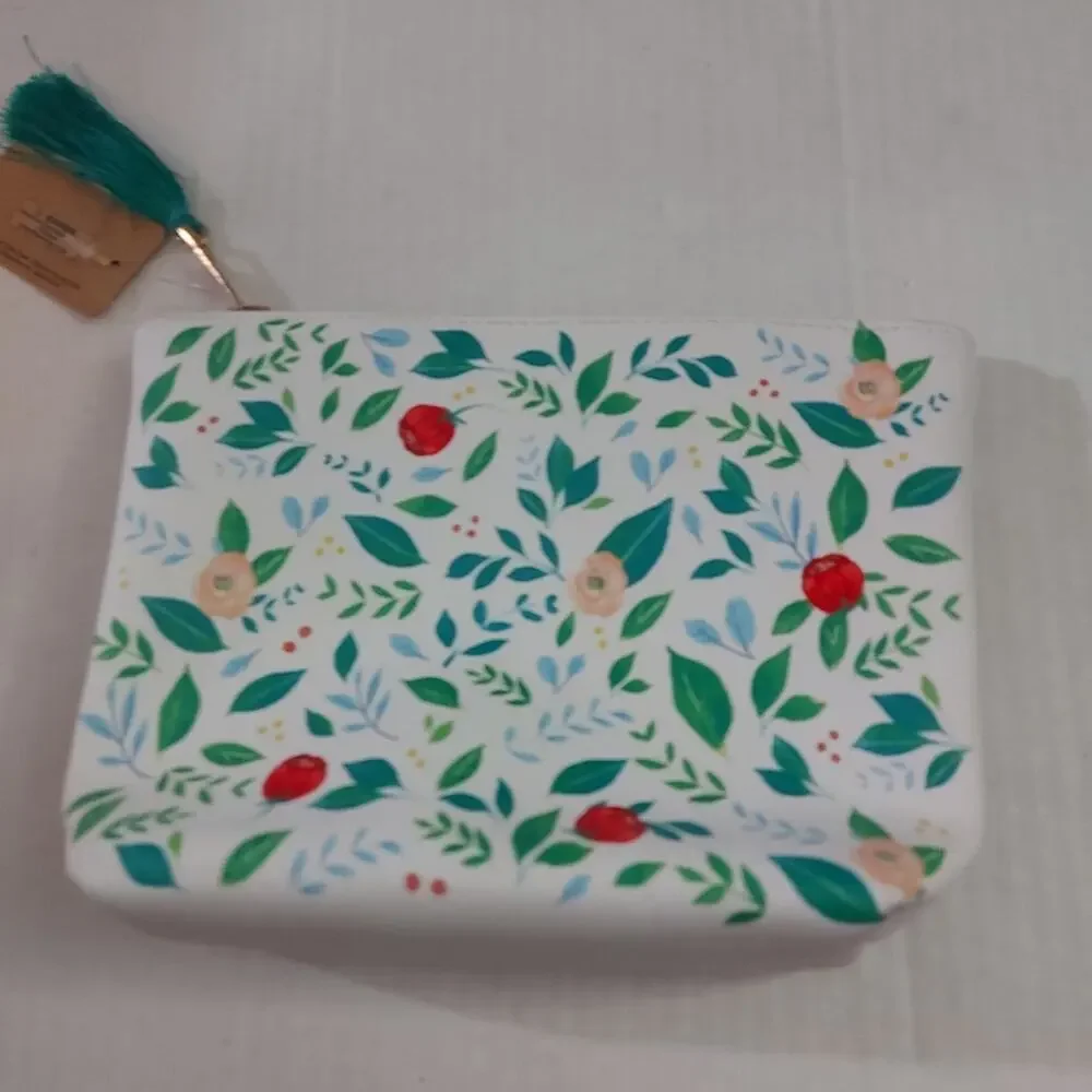 Iron Orchid  Studio without zip white