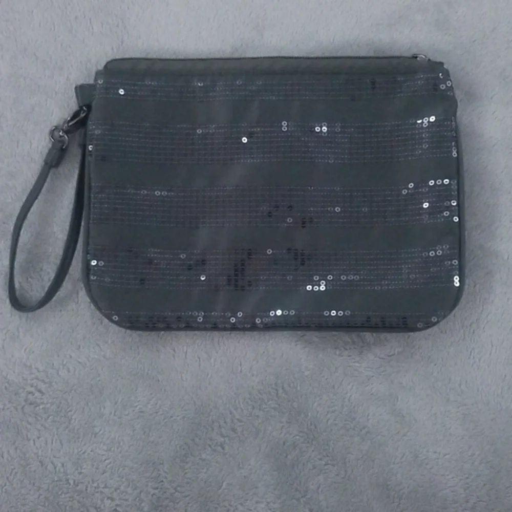 Bath and Body Works makeup bag‎ wristlet