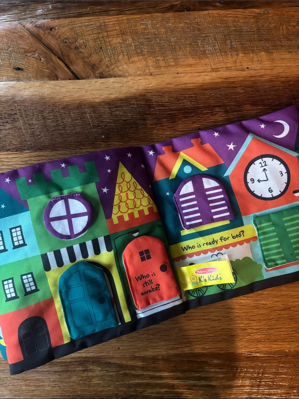 🐈melissa & Doug Wonderful World of Peekaboo Book🐈