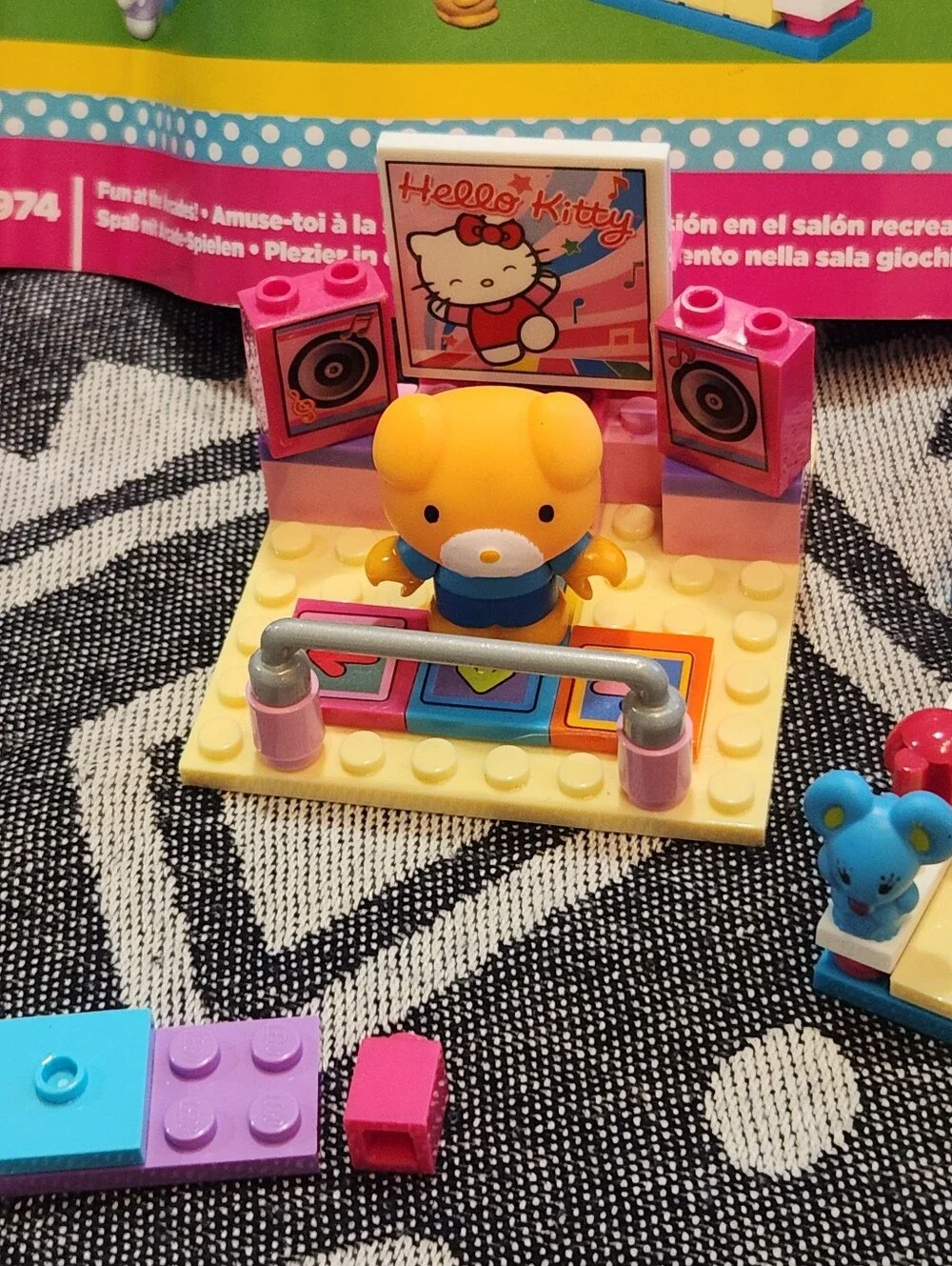 Mega Bloks hello kitty