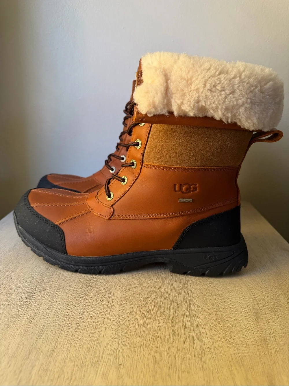 UGG Men’s Butte Waterproof Winter Boots Size 10 Brown Vibram NWOB