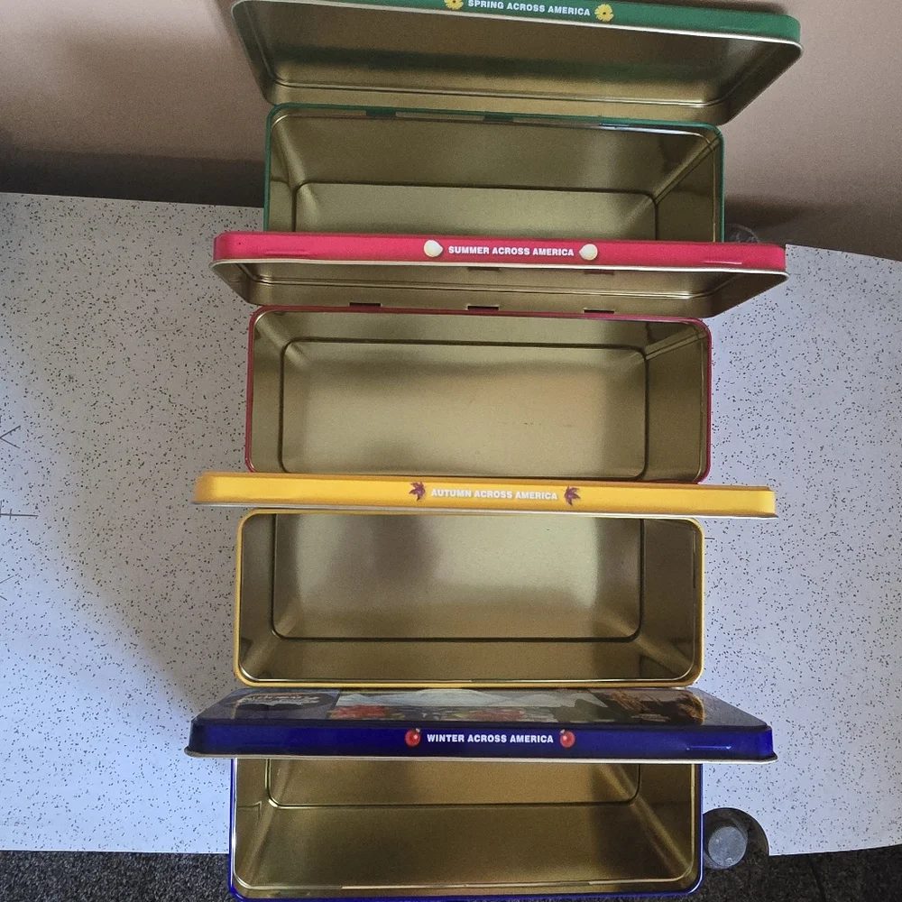 4 - Doral Across America Tins
