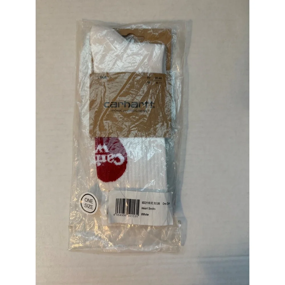 Carhartt WIP Heart Socks White Red Graphic Crew Socks I032118 One Size NEW