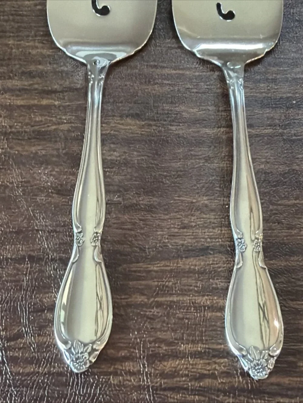 Set of 2 Oneida Community Chatelaine Stainless Pie Cake Servers Flatware 9.5