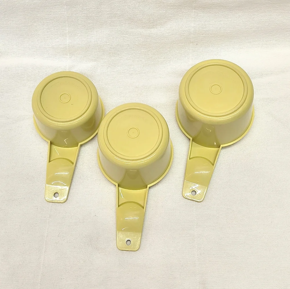 Tupperware brand size