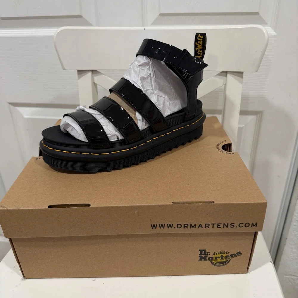 Dr.‎ Martens Blaire Patent Lamper Black Gladiator Platform Sandals 24192001 Sz 8