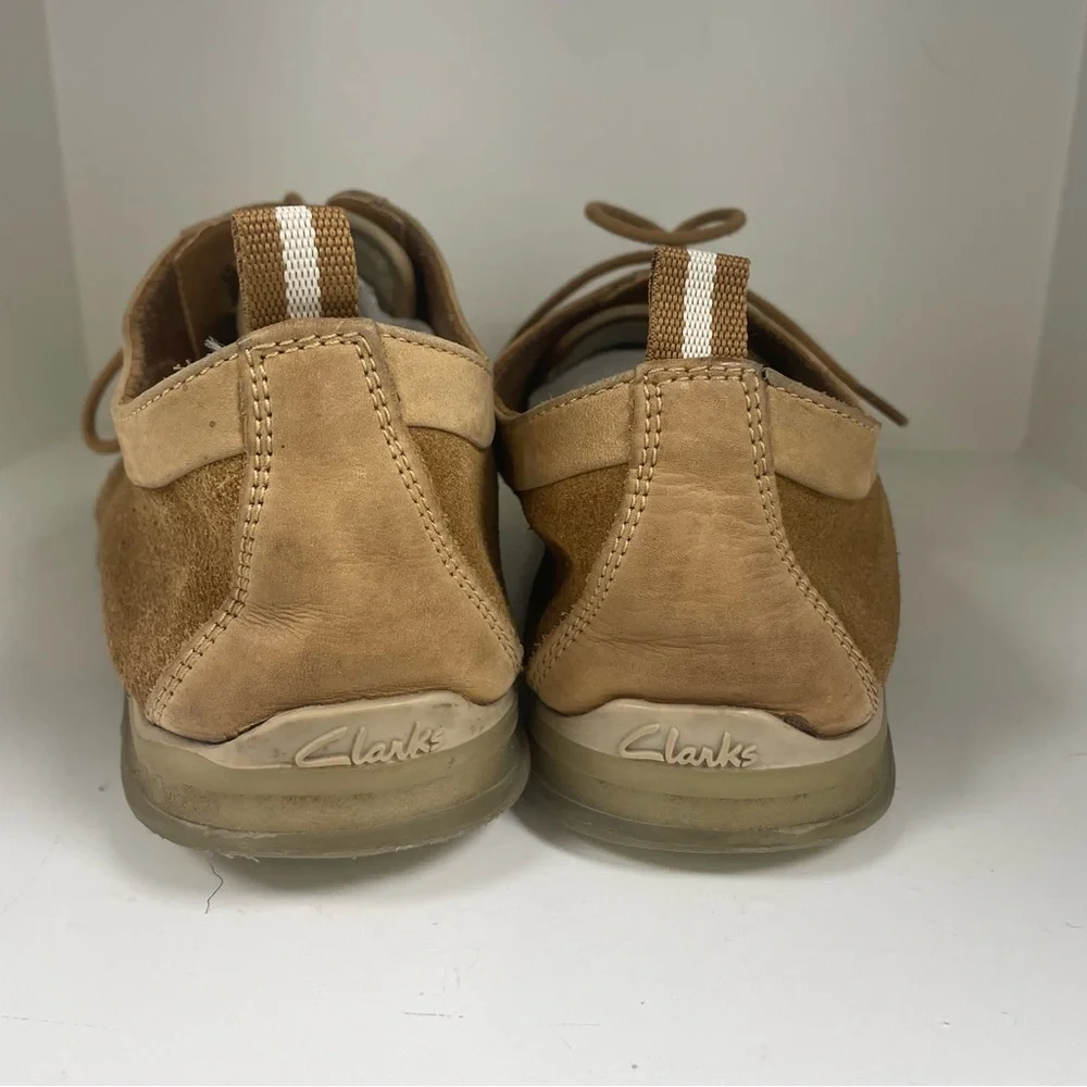 Clarks stylish chukka