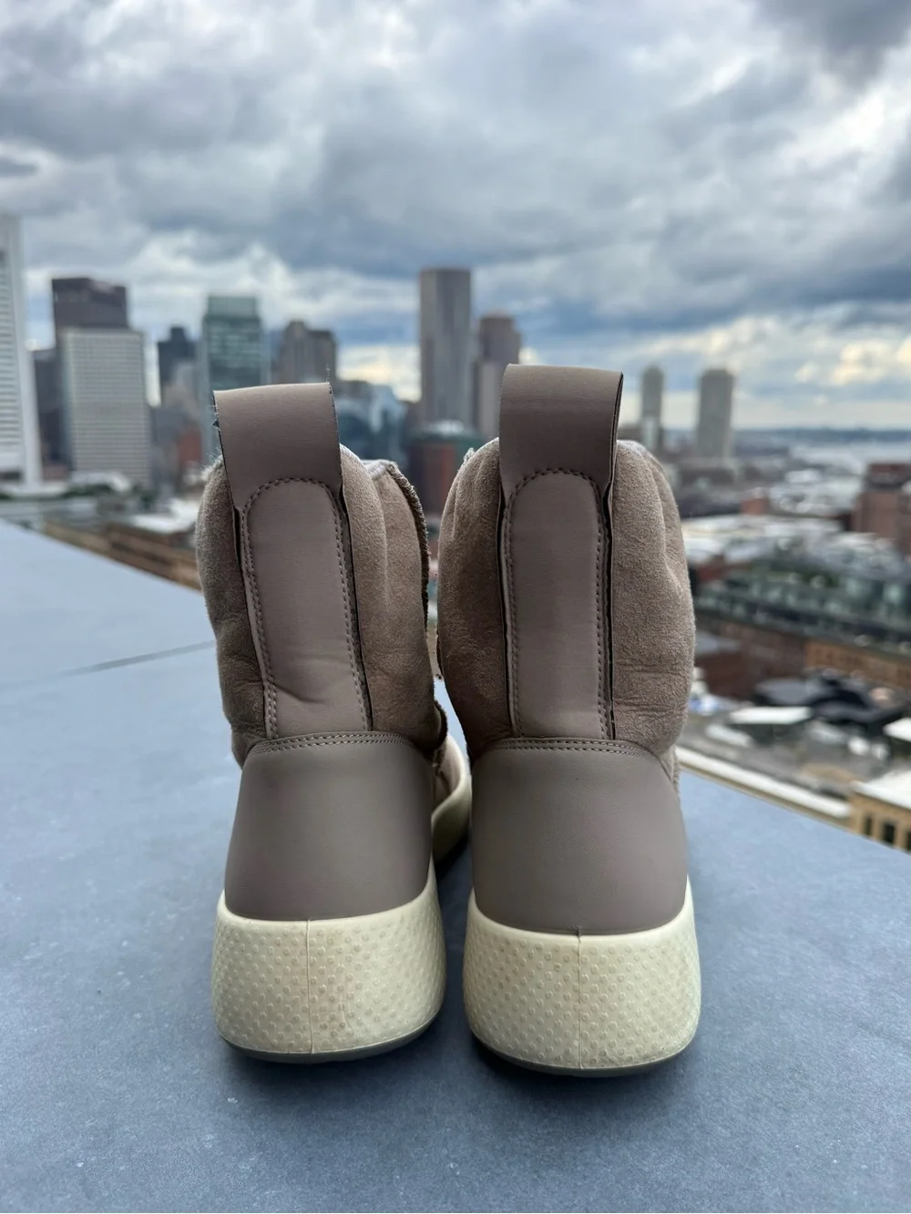 Ecco stay cozy
