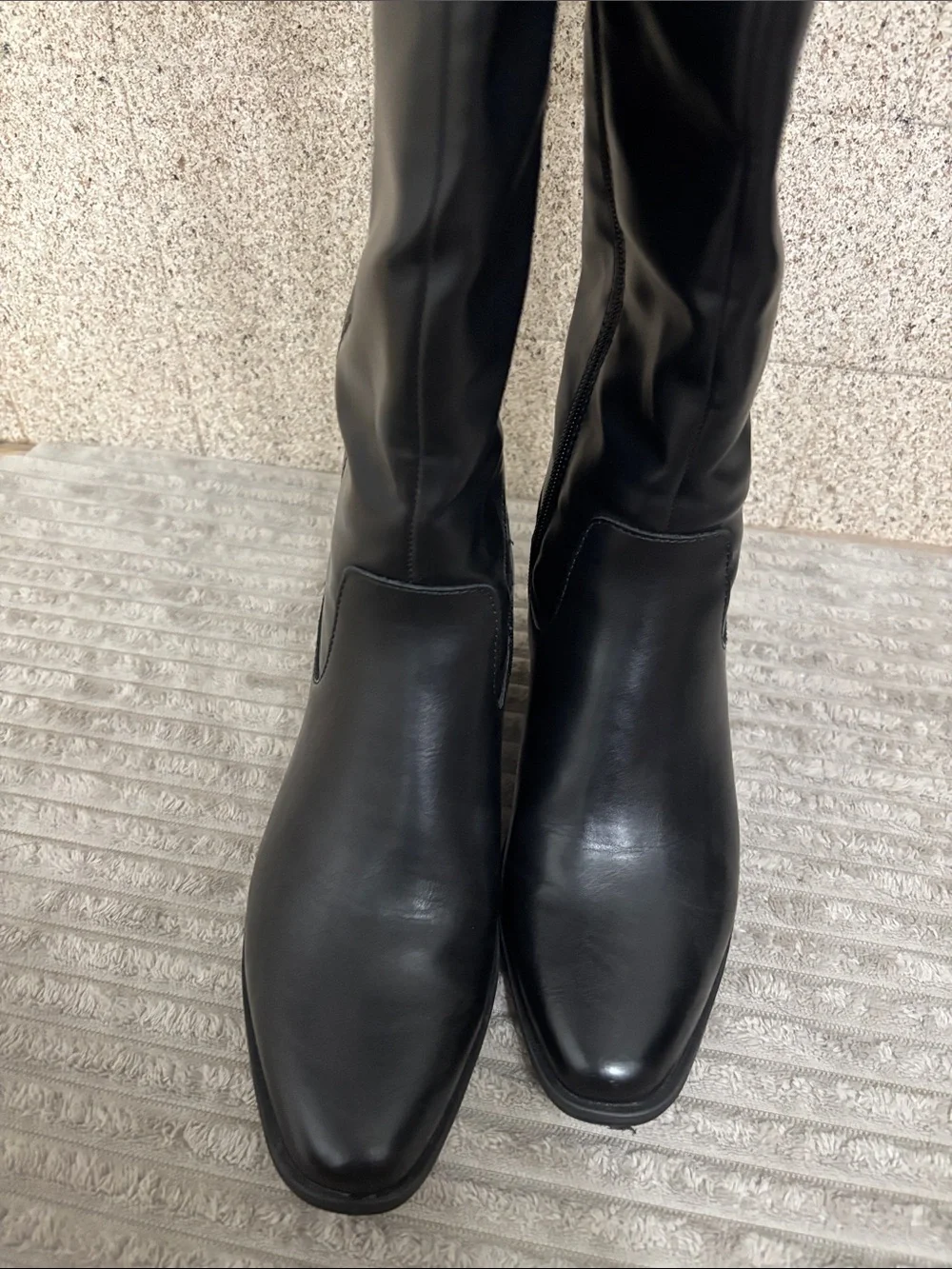 FRYE AND CO. Black Over-the-Knee Leather Riding Boots