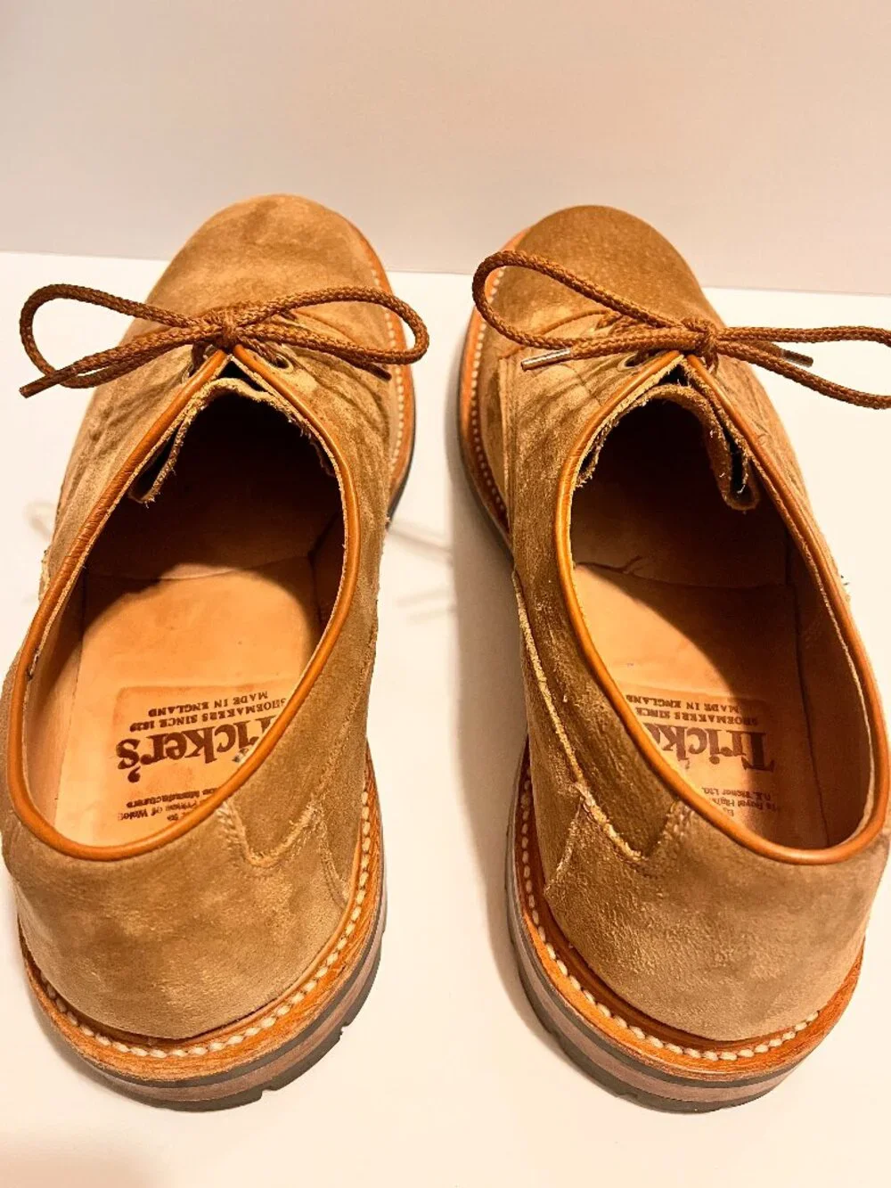 Trickers tan suede