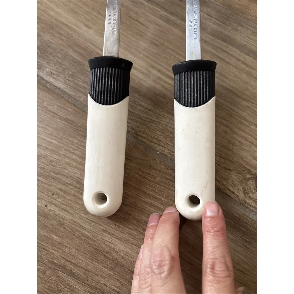 2 Vintage EKCO Kitchen Utensils Black Handles‎ Grandma Core