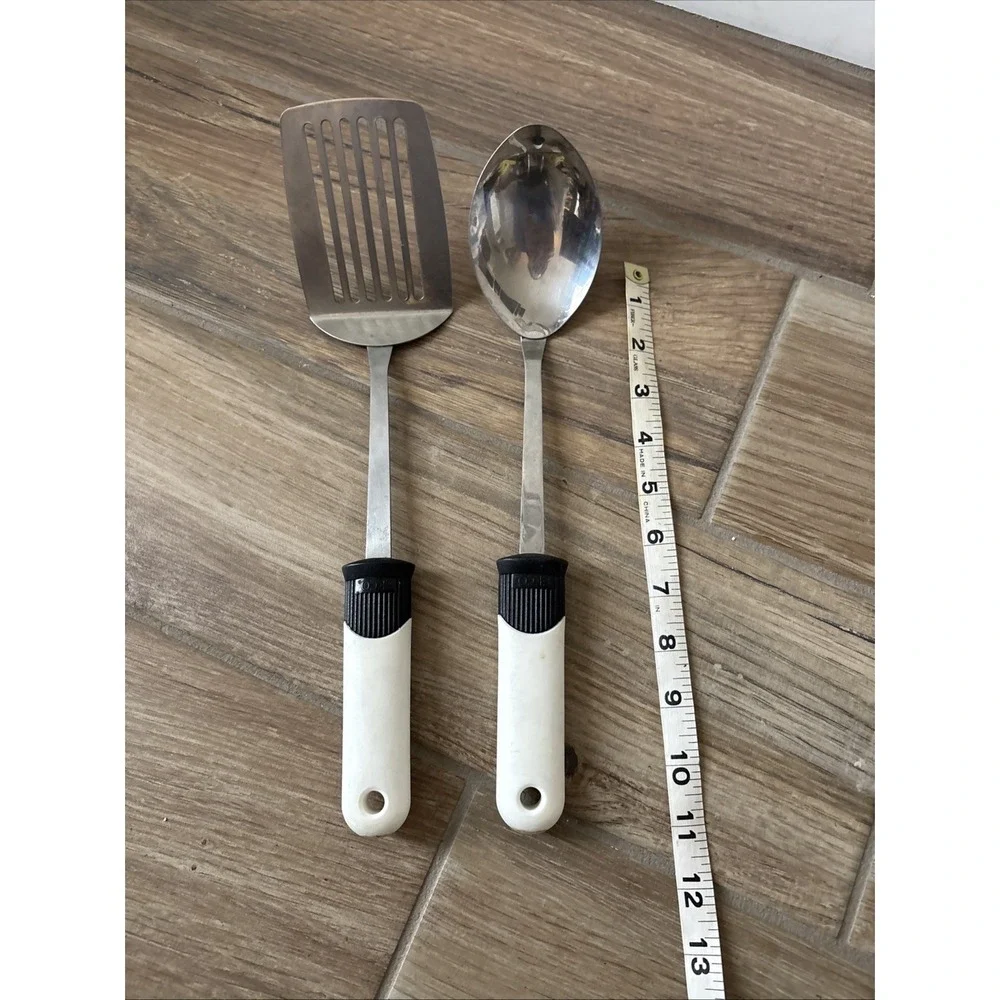 2 Vintage EKCO Kitchen Utensils Black Handles‎ Grandma Core