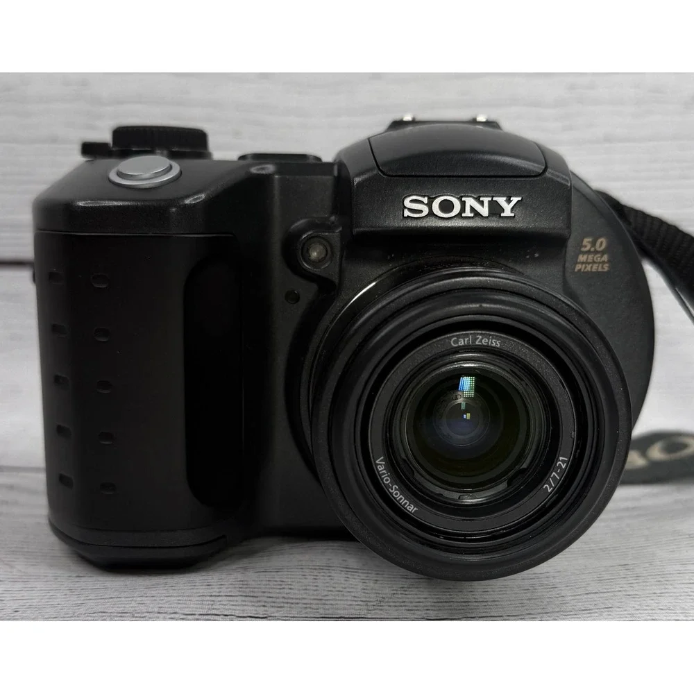 Sony CD Mavica 5MP‎ Digital Camera w/ 3x Optical Zoom MVC-CD500 Disc Error Read