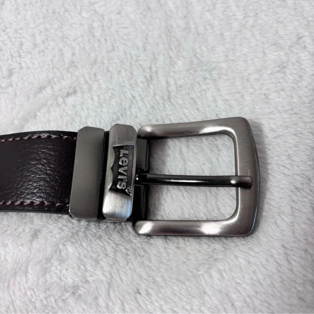 Levis levi men