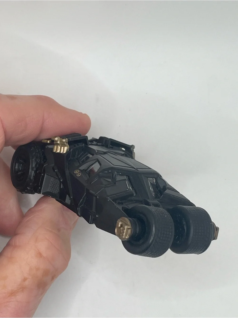 Hot Wheels Batmobile Tumbler 1:50 Scale DKL27