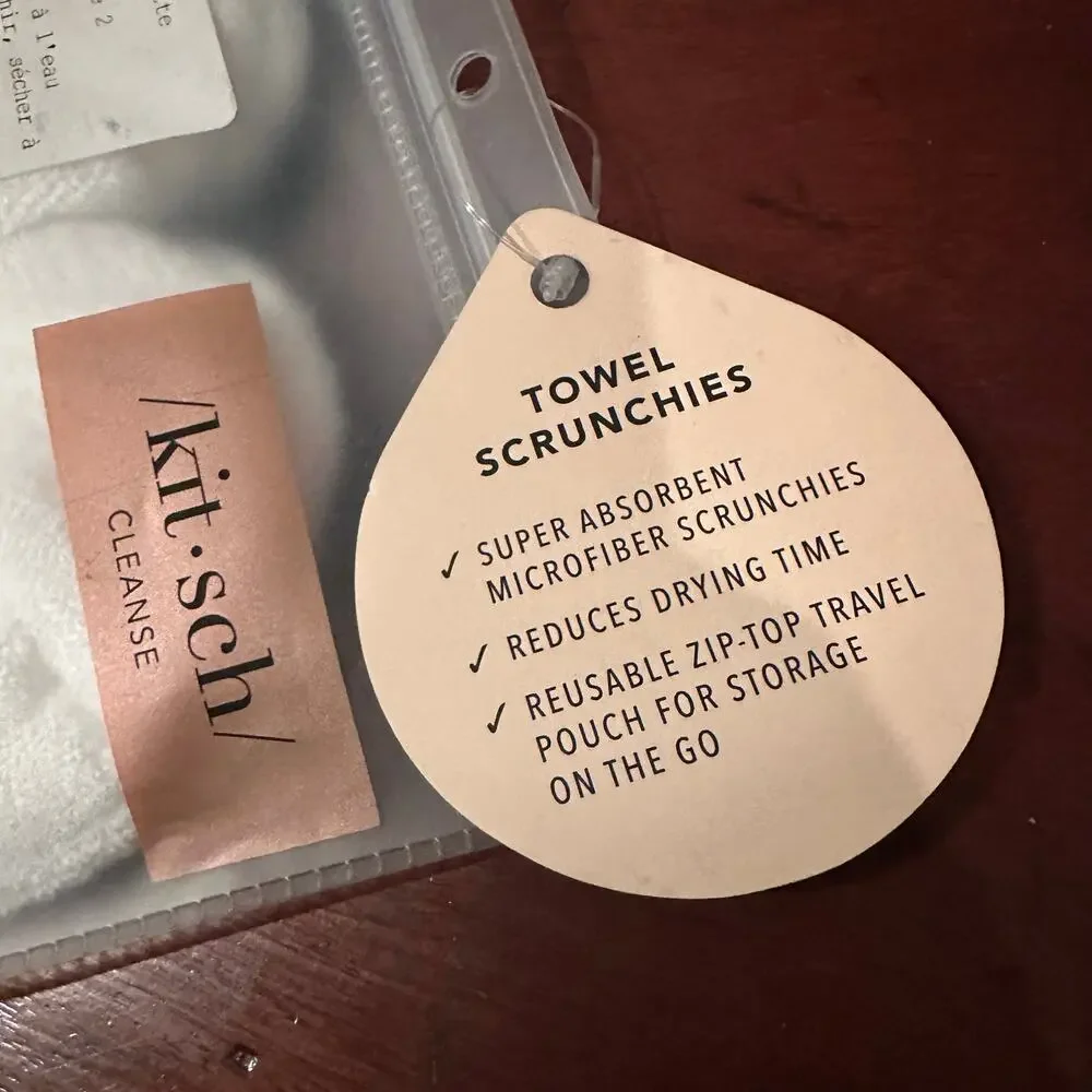 Kitsch nwt towel