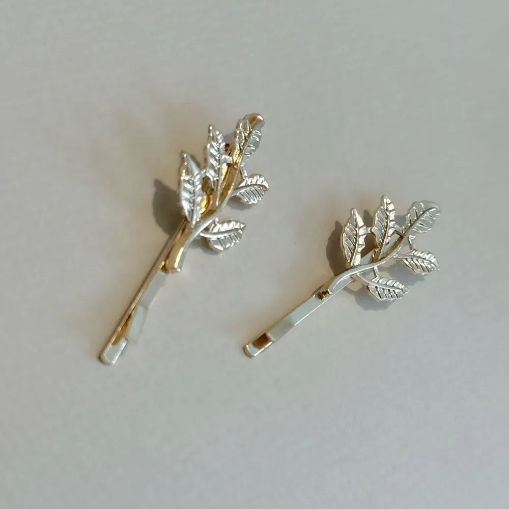 Leaf hair pin #1397