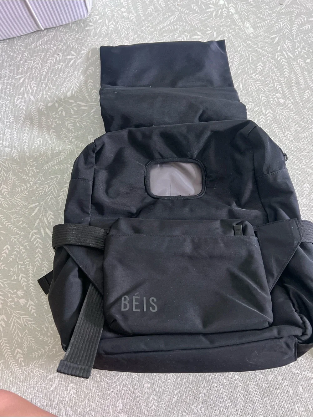 BEIS pictured removable