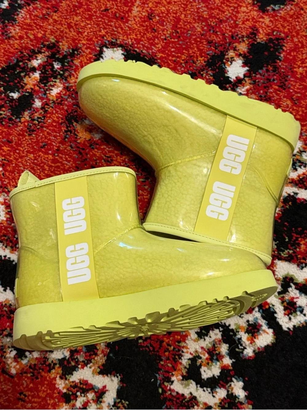 UGG bright neon