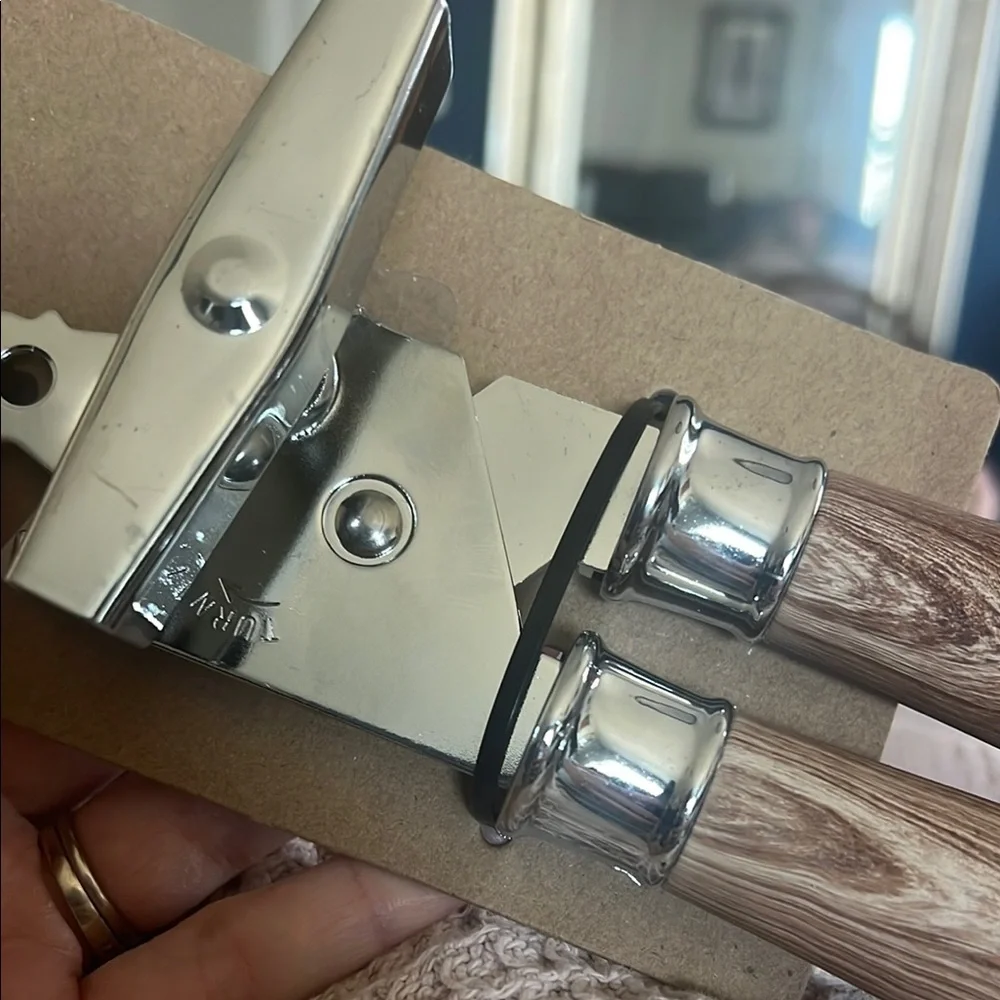 Stainless Steel Can Opener with Wooden Handle