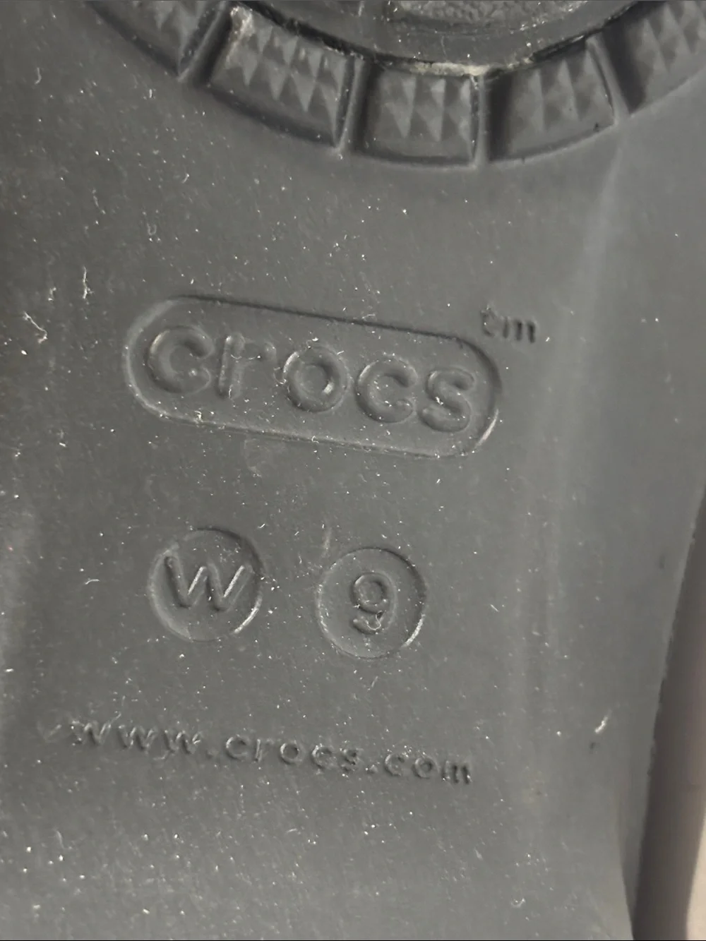 CROCS lightweight slip
