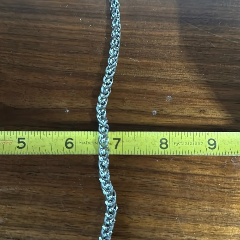 None elegant silver