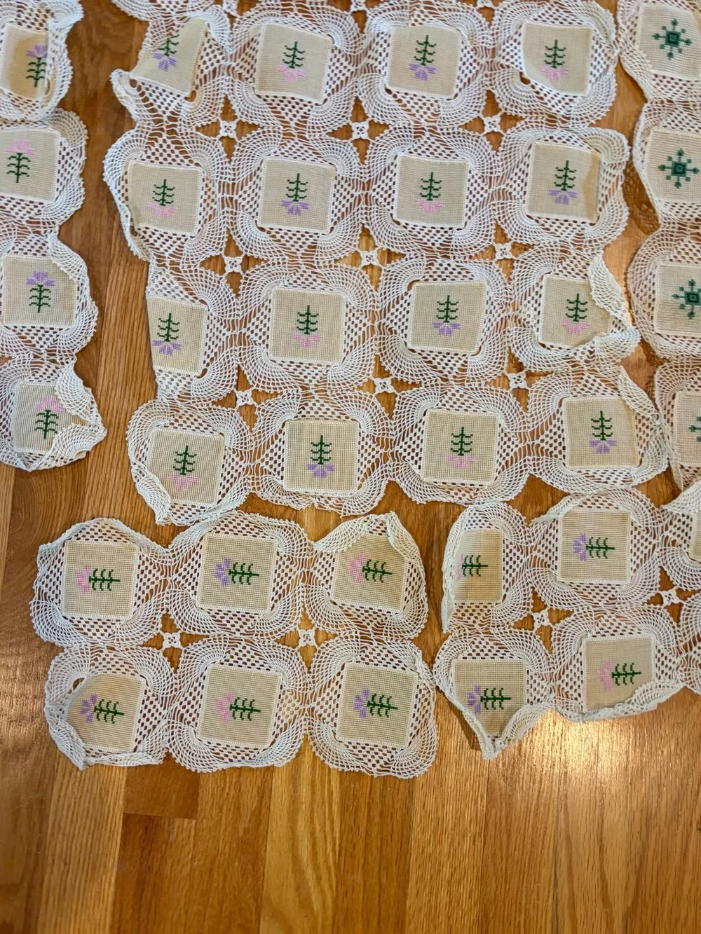 Source Unknown set crocheted