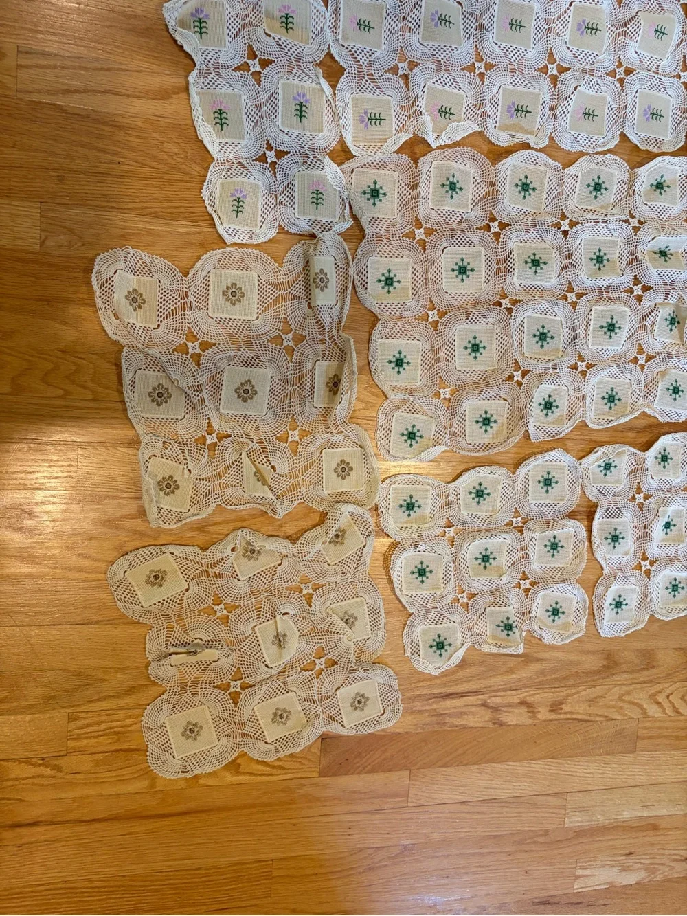 Source Unknown set crocheted