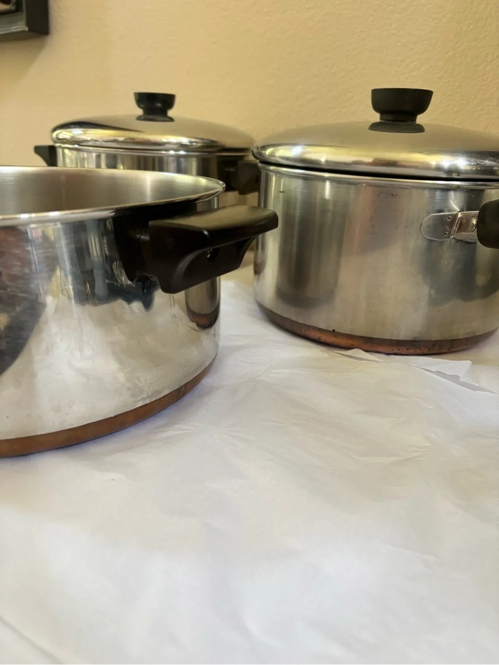 Revereware Revere ware pots and 2 lids