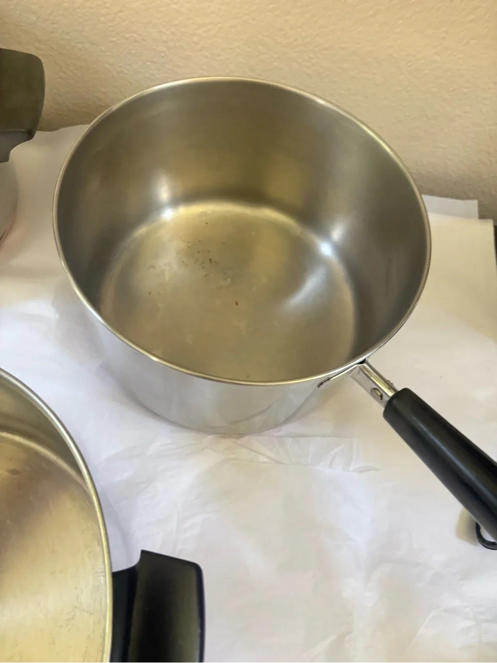 Revereware Revere ware pots and 2 lids
