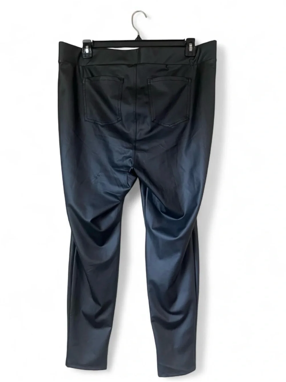 torrid sleek black