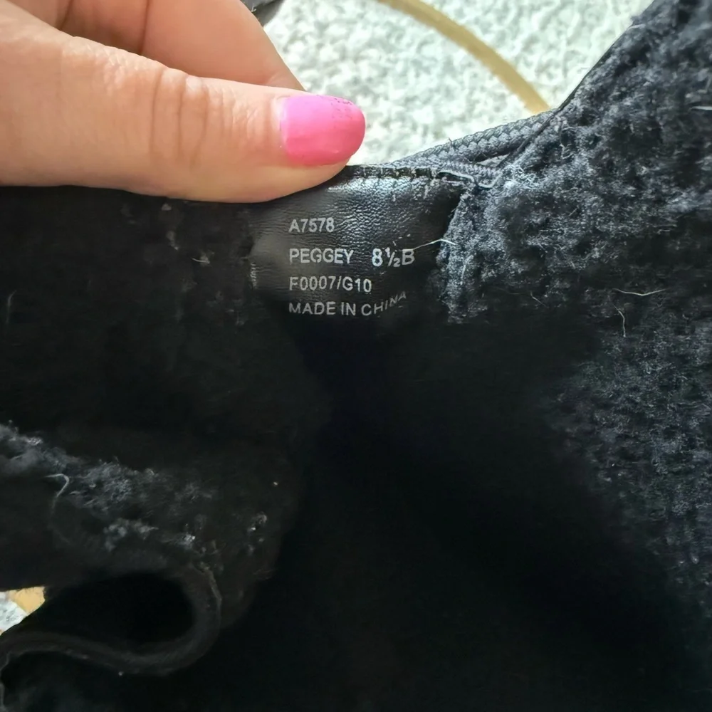 Coach “peggy” signature