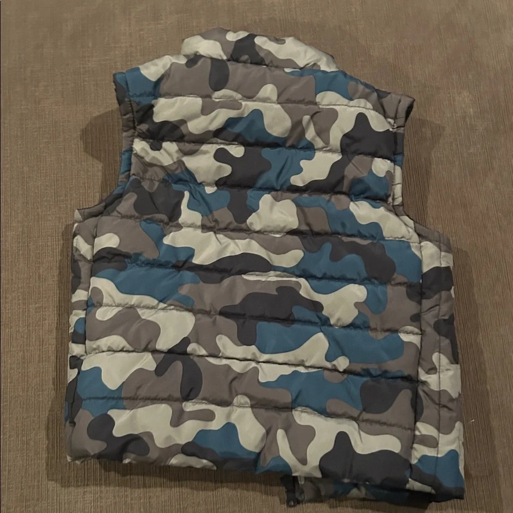GYMBOREE Blue Camo Puffer Vest 3T