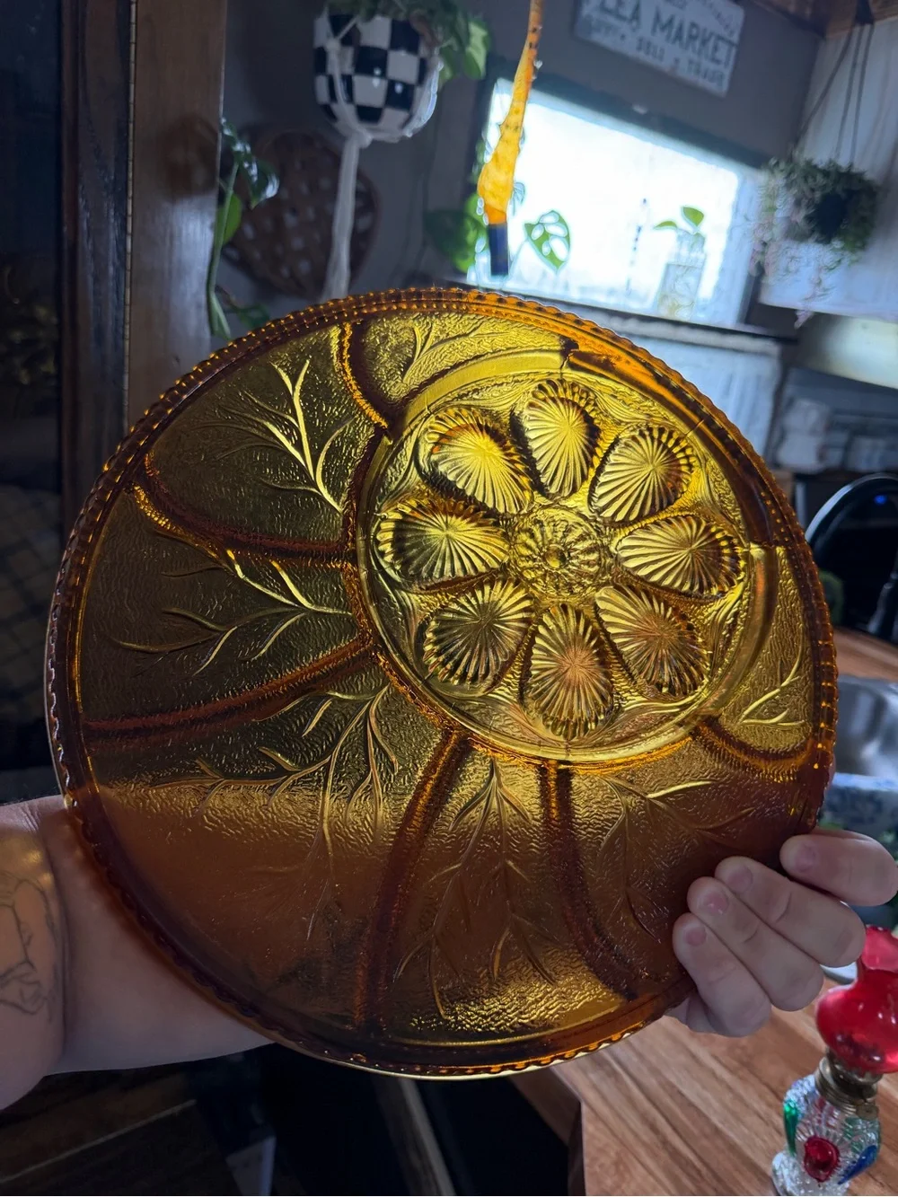 N/A amber pressed