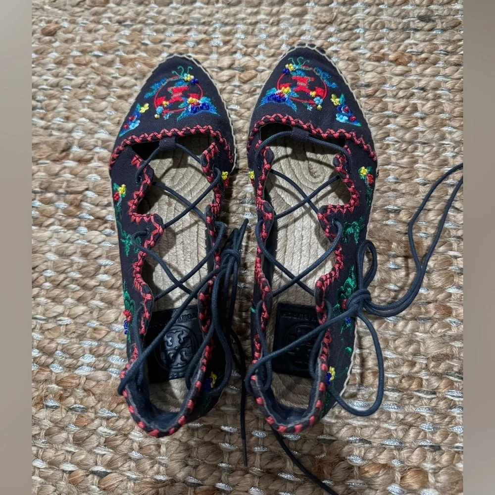 Tory Burch black embroidered espadrilles 5.5