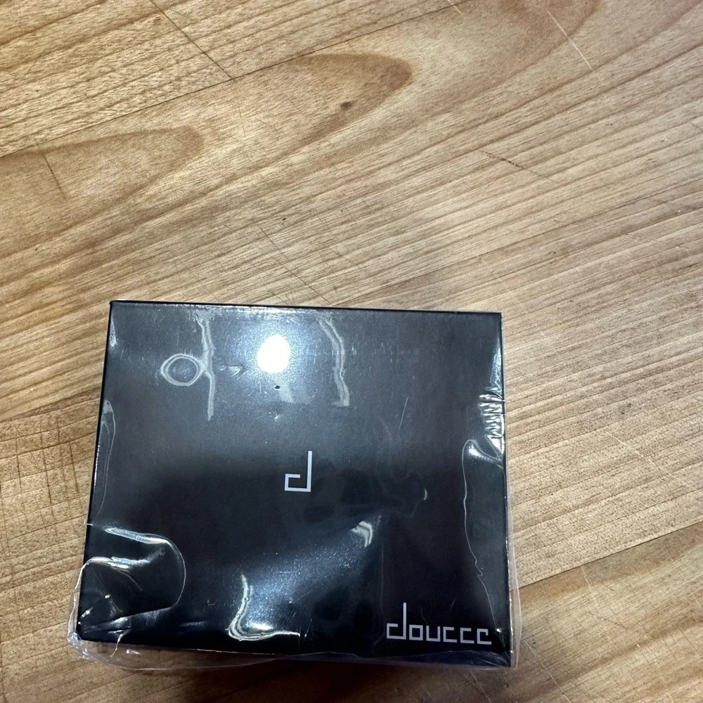 Doucce elegant eyeshadow