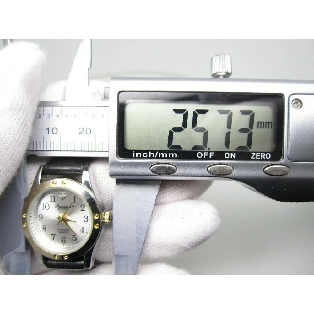 Precision conditions lens