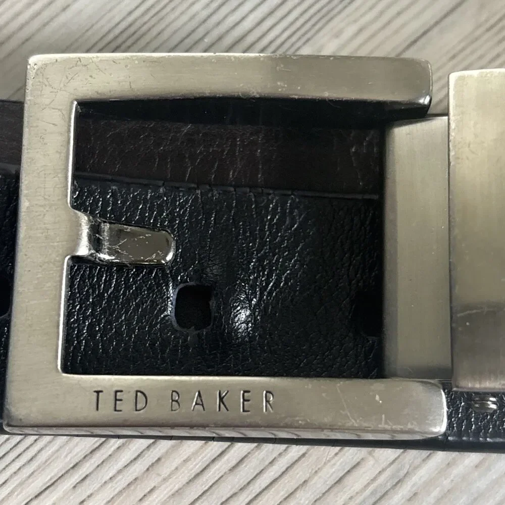 Ted Baker excellent italian