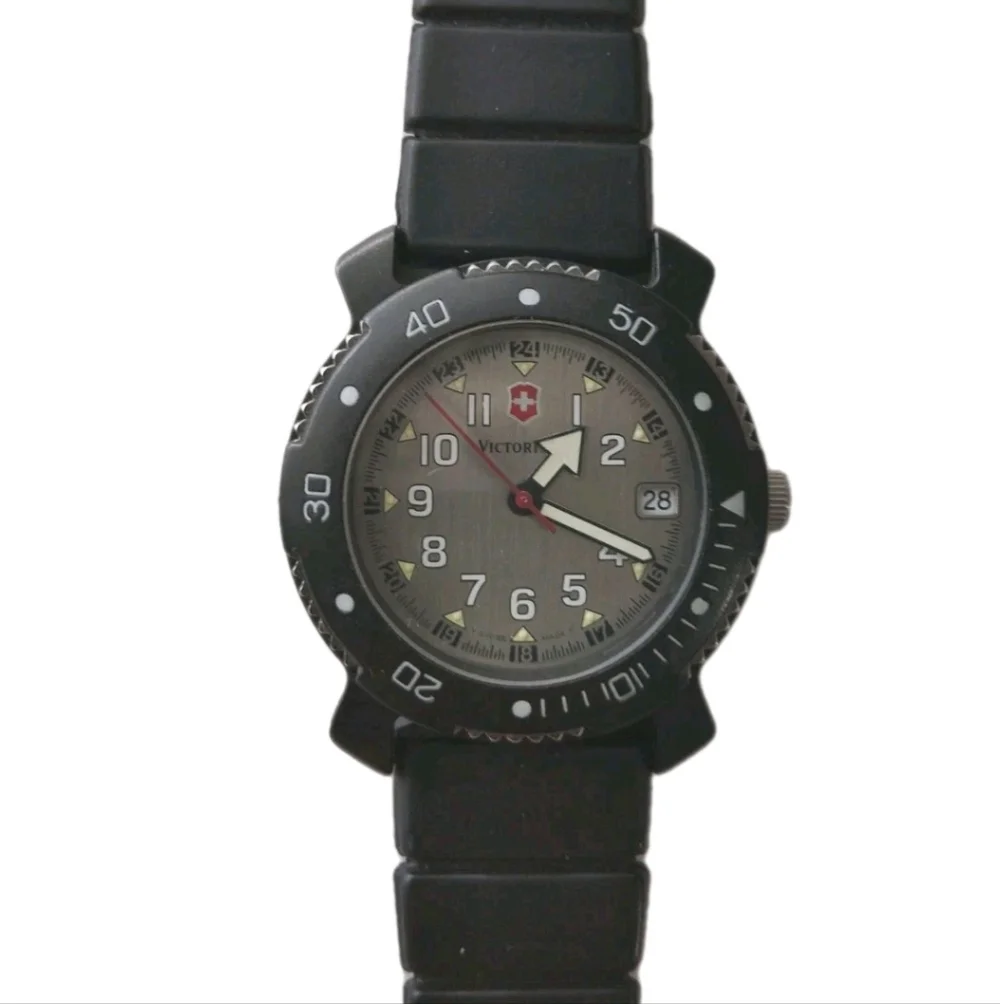 Victorinox Unisex Watch ⌚ ~ New Batt.