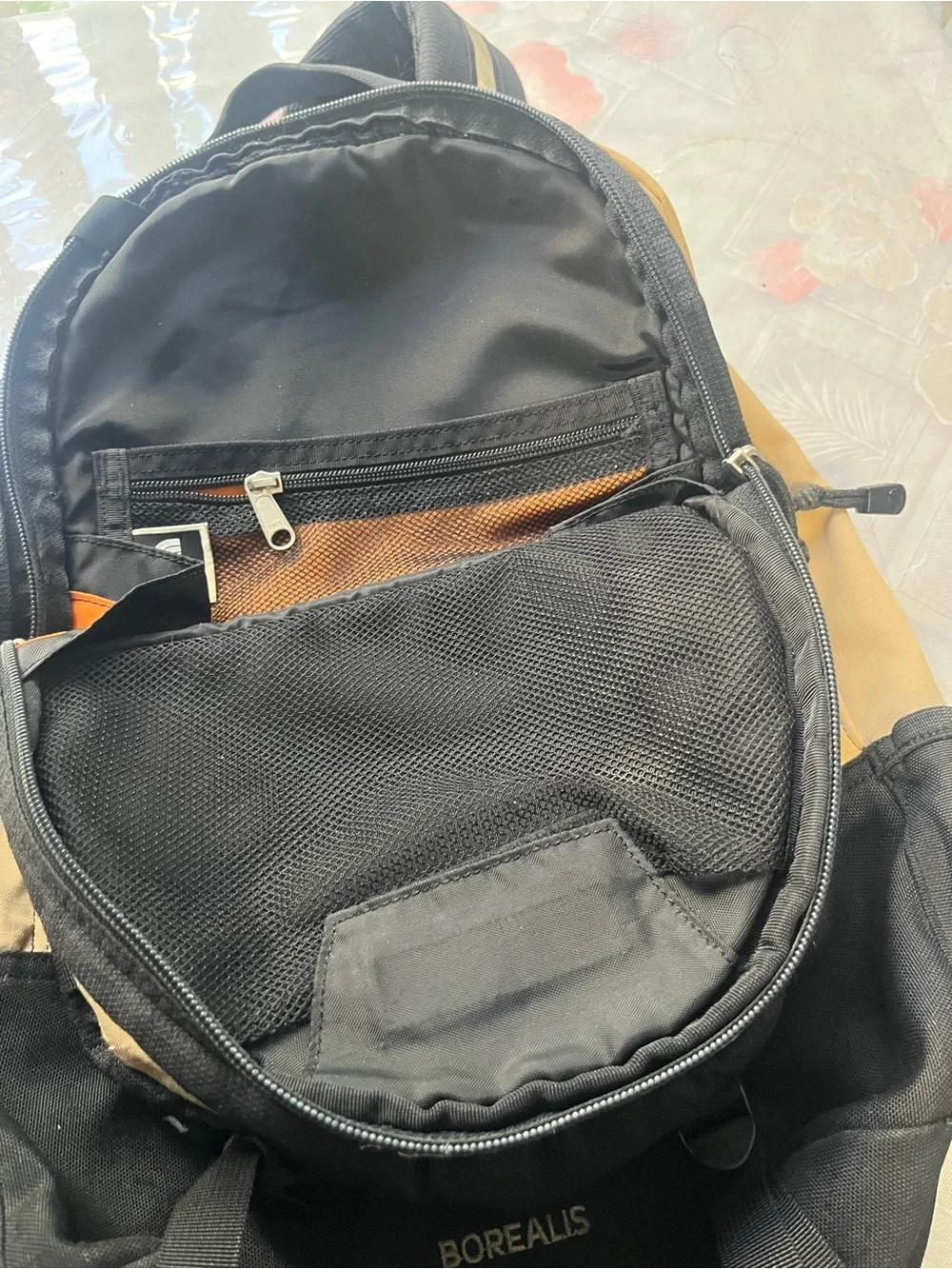 The North Face classic borealis