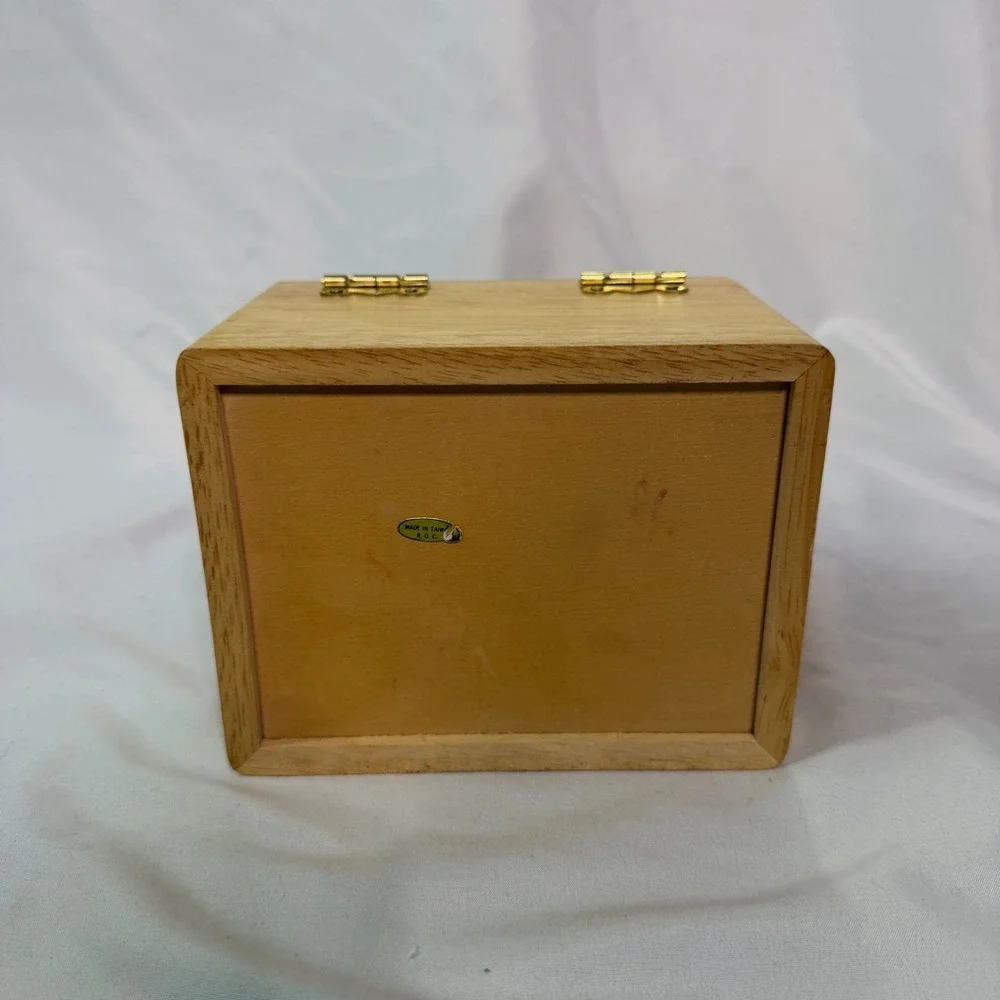 N/A natural wood
