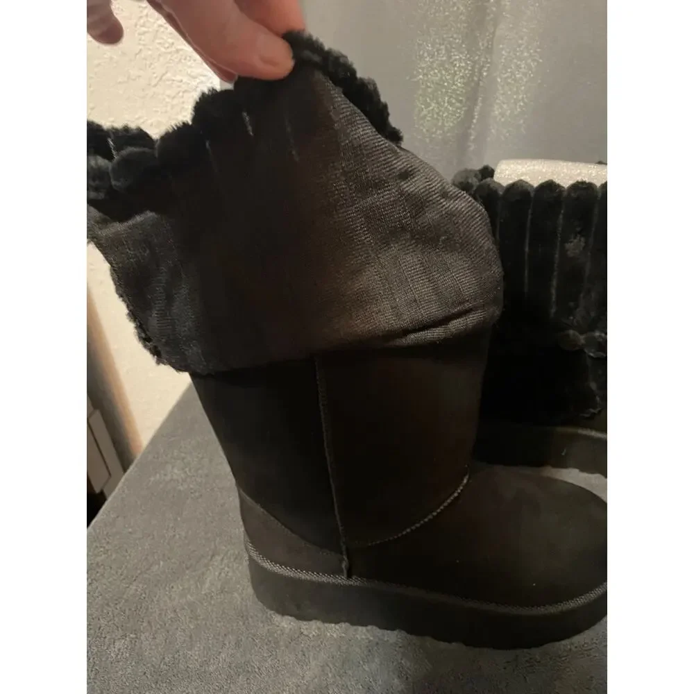 Cozy Black Faux Fur Platform Winter Boots
