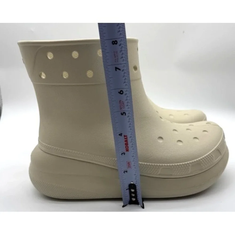 CROCS crush rain