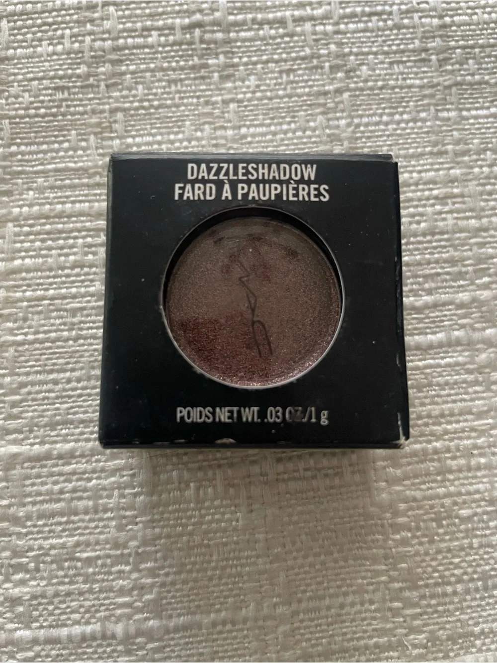 MAC Cosmetics shimmery deep