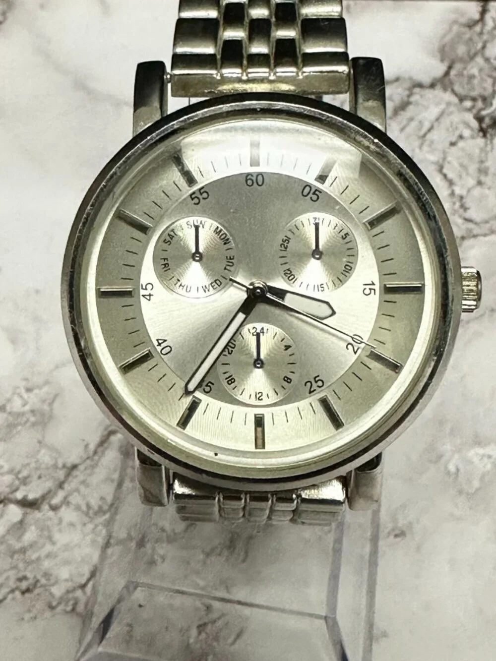 3/$30 Merona Watch Women Silver Tone Baton Indexes Round 38MM Dial 7.5