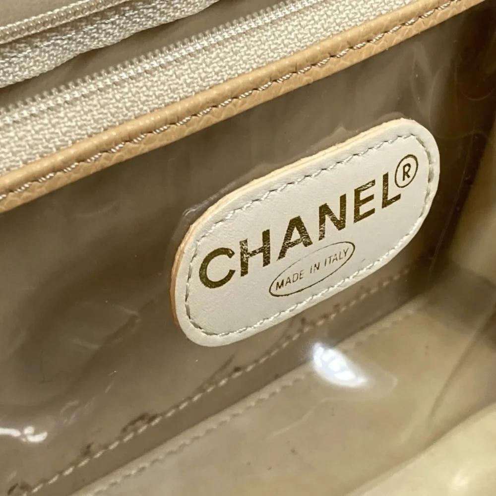 CHANEL cream caviar