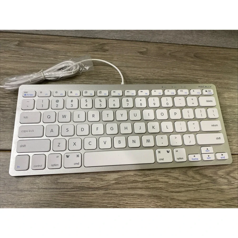 Macally SLIMKEYCA Wired USB Keyboard Mac Silver White Excellent Compact Design