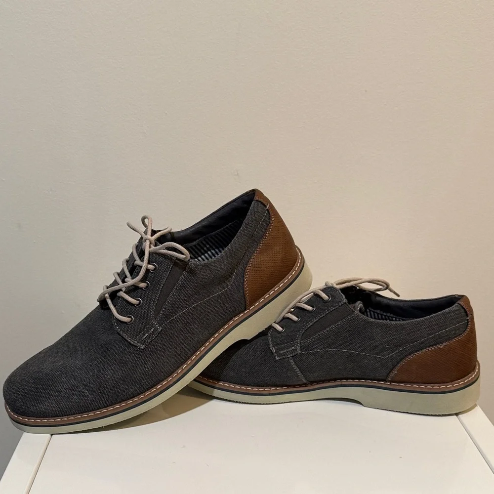 Nunn Bush Men's Barkley Charcoal Canvas Oxfords with Brown Trim size 10.5