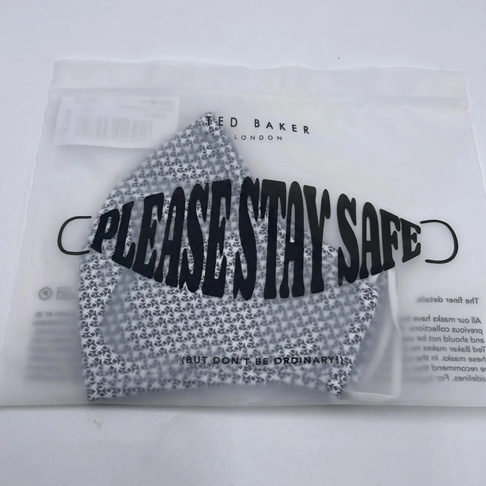 TED BAKER LONDON Reversible Reusable FACE MASK  NWT  OS