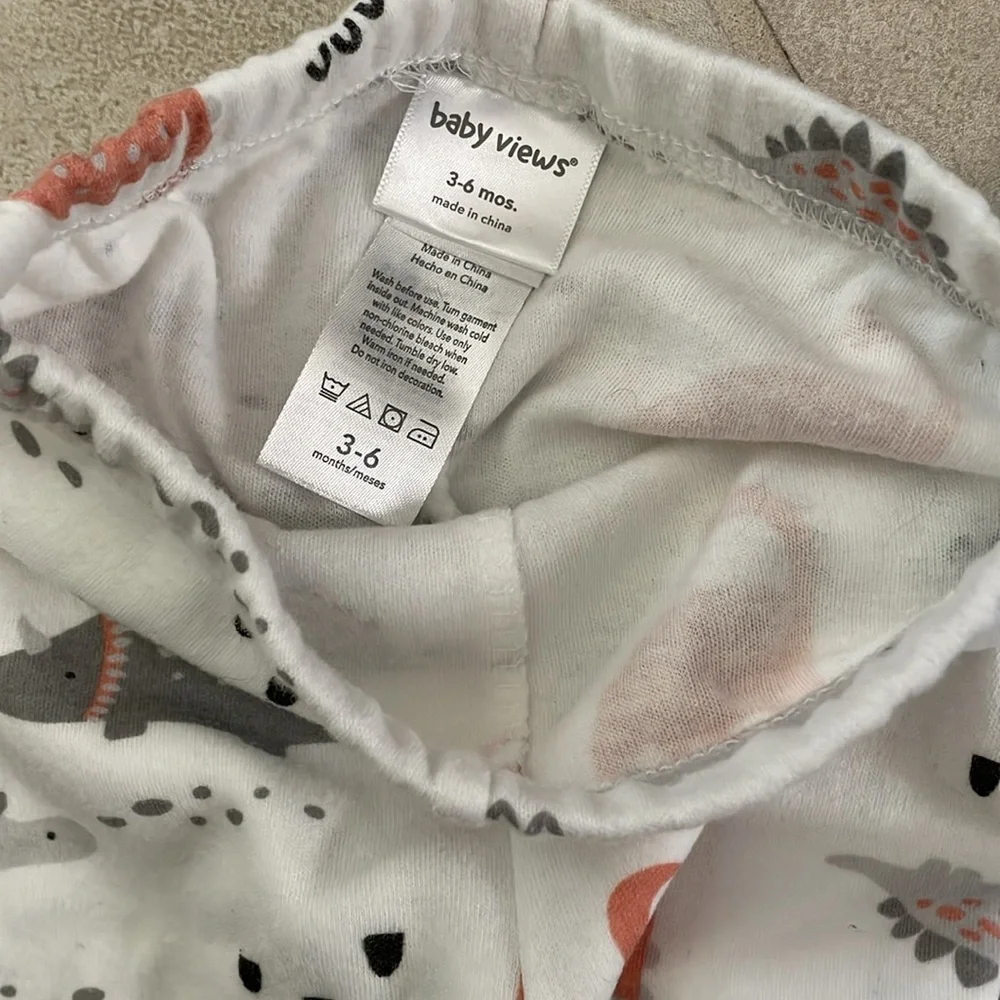Carters save fox